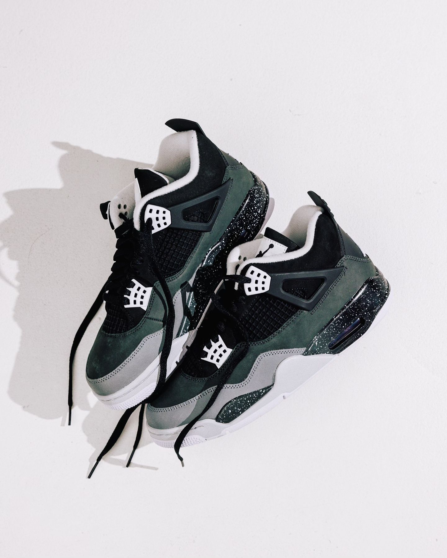 Restock: Air Jordan 4 Retro 